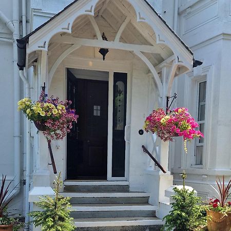 Claridge House Bed and Breakfast Lingfield Εξωτερικό φωτογραφία