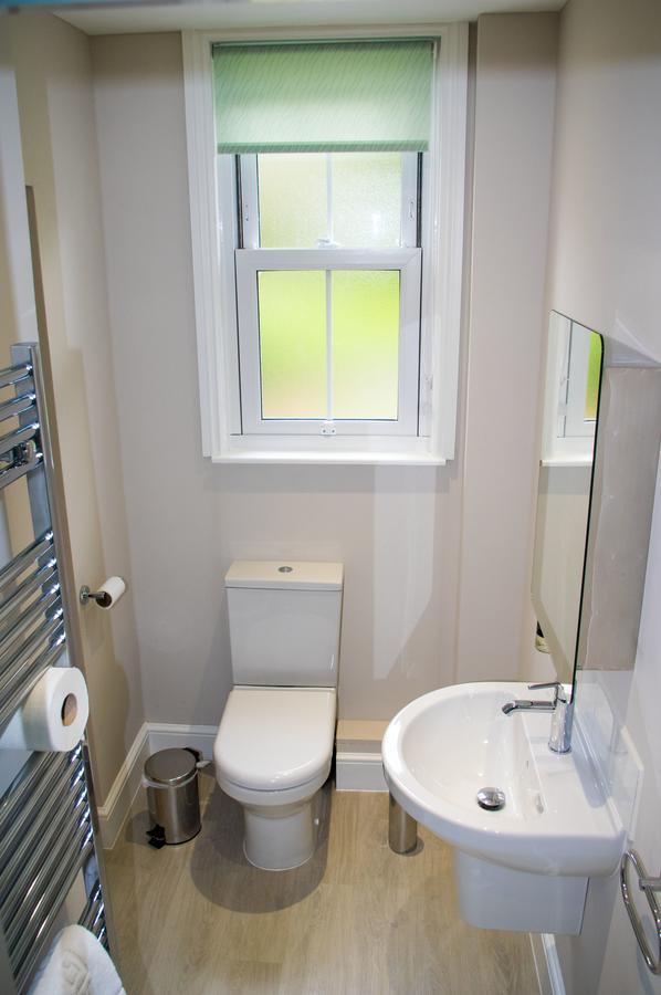 Claridge House Bed and Breakfast Lingfield Εξωτερικό φωτογραφία
